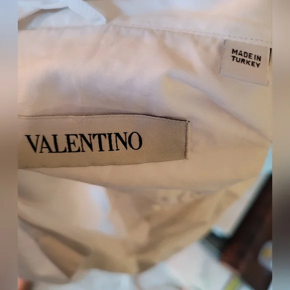 Valentino Classic White Blouse NWT - Picture 4 of 4
